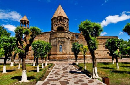 Ejmiadzin_Cathedral3